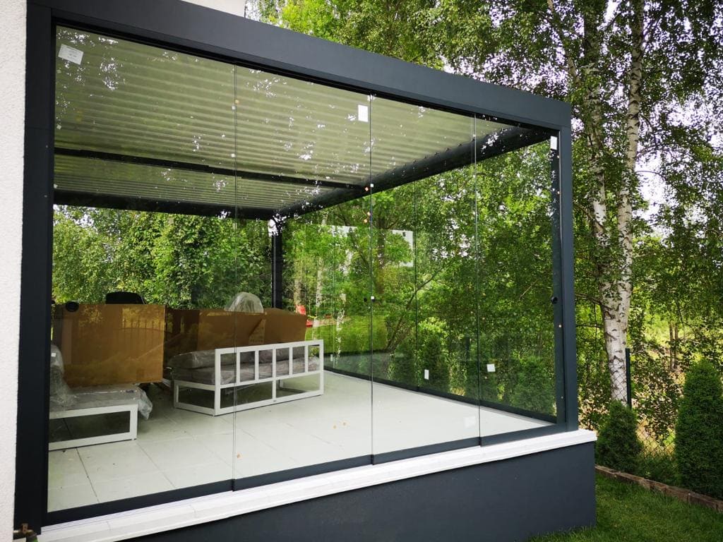 Pergola mit Glasscheiben Pergola mit Glasscheiben